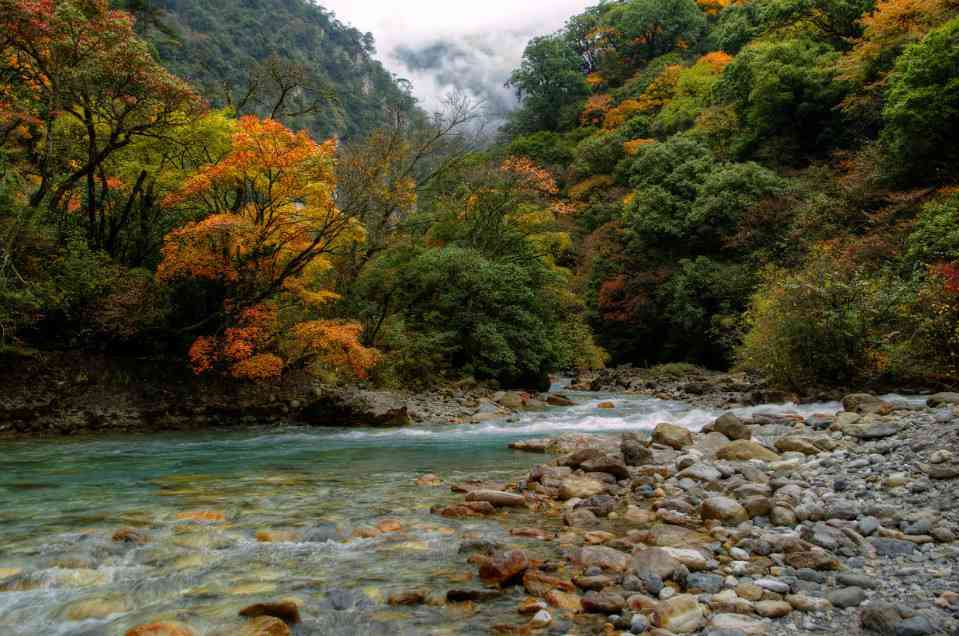 四川雅安东拉山大峡谷攻略