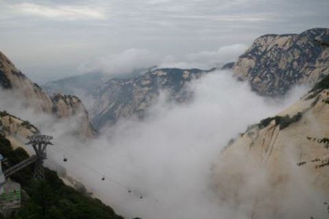 <西安-兵马俑-华清池-华山城墙双飞4日游>赠送机场往返接送